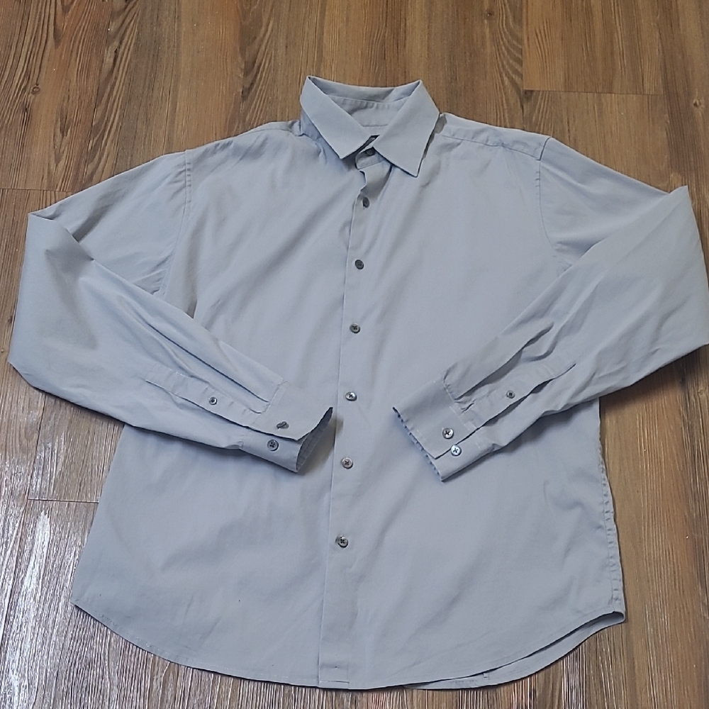 Theory Light Gray Casual Button Down Shirt  for women zise L used good condition